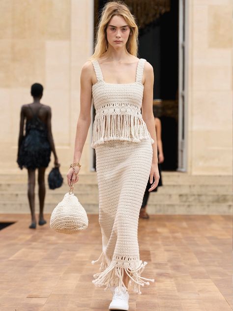 SS25 Fashion Trends: Women’s Fashion Trends For Spring/Summer 2025 | PORTER 2025 Runway Trends, 2025 Fashion Trends Summer, Resort 2025 Fashion Trends, Ss 2025 Fashion Trends, Spring Summer 2025 Fashion Trends, Summer 2025 Fashion Trends, Ss25 Fashion Trends, Spring 2025 Fashion Trends, Resort 2025