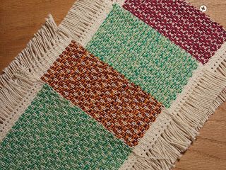 WEAVING FOR FUN: More Mug Rugs Floor Loom Weaving, Cricket Loom, Floor Loom, Mug Rug Patterns, Rug Patterns, Weaving Projects, Weaving Patterns, Mug Rug, Loom Weaving