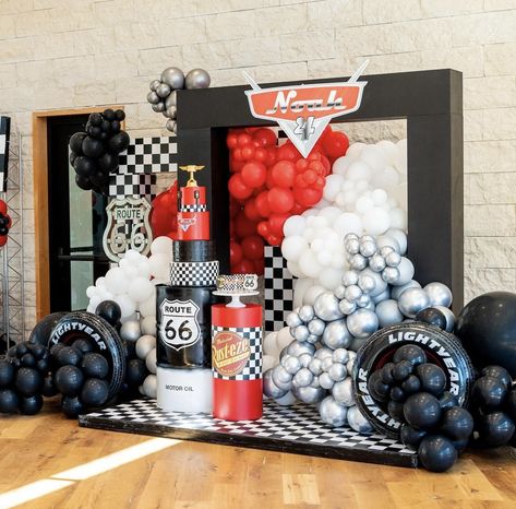 Fornite Ballon Garland, Formula One Theme Party, Disney Cars Birthday Backdrop, 27th Birthday Ideas For Him, F1 Theme Birthday, 27 Birthday Ideas For Him, Disney Movie Party, Racing Theme Birthday Party, Ferrari Birthday