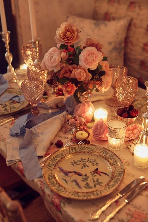 Coquette Dinner, Chic Table, Moon Flower, Twinkle Lights, Party Guests, Menu Cards, Marie Antoinette, Table Top Decor, The Table