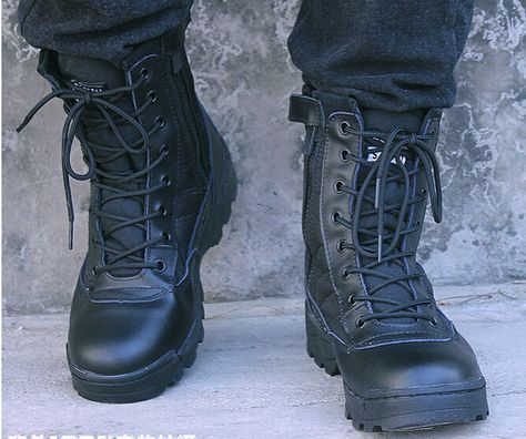 Ye Hot Mens Special Forces Military Boot Army Boot Swat Tactical Combat Boot Desert Combat Boots, R Aesthetic, Swat Boots, Military Bases, Ugg Boots Australia, Hunting Boots, Muck Boots, Functional Fashion, Tactical Boots