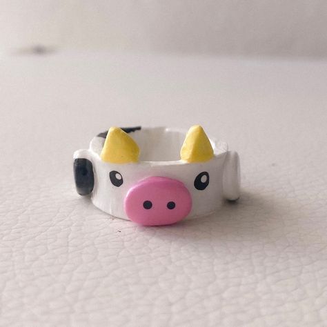 Cow Clay Ring, Wire Jewelry Diy, Cow Clay, Fimo Ring, Diy Clay Rings, Clay Ring, Polymer Clay Ring, Handmade Jewlery, Clay Diy Projects