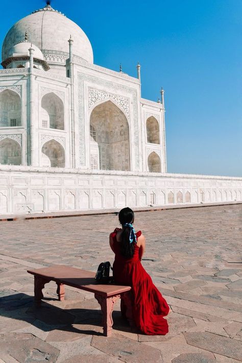 Agra Picture Ideas, Agra Aesthetic Photos, Tajmahal Photoshoot Dress, Tajmahal Photoshoot, Agra Photography, Trip Poses, Delhi Trip, Traveling Video, Bandhani Suit