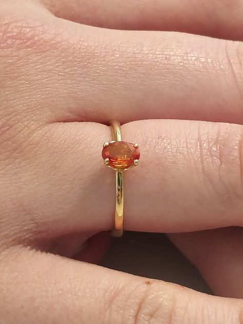 Simple Gemstone Engagement Rings, Orange Engagement Ring, Amber Engagement Ring, Ruby Ring Designs, Plain Gold Bangles, Sapphire Wedding Ring, Unique Promise Rings, Orange Ring, Sapphire Wedding Rings