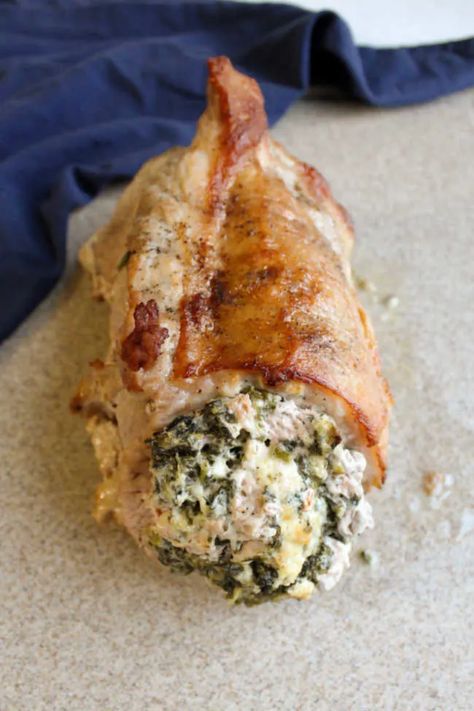 Stuffed pork loin is one of those meals that looks "WOW!" In reality it's pretty simple to make. This pork loin is rolled around a filling of Parmesan cheese and spinach for fabulous flavor. It would be perfect served at your next dinner party, holiday meal or just because! Spinach Stuffed Pork Loin, Pork Lion Recipes, Pork Loin Recipes Oven, Pork Roulade, Parmesan Spinach, Stuffed Pork Loin, Spinach Parmesan, Cream Cheese Spinach, Balsamic Pork