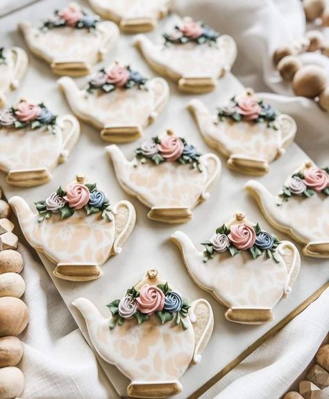 Tea Party Cookies, Tea Cup Cookies, Wedding Shower Cookies, Teapot Cookies, Wedding Cake Cookies, Royal Iced Cookies, Sugar Cookie Royal Icing, Bridal Shower Cookies, Sugar Cookie Designs