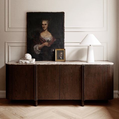 Hallway Sideboard, Dark Wood Sideboard, Dark Wood Dining Table, Tv Stand Ideas, Dark Wood Table, Living Room Aesthetic, 1st Home, Japandi Interior, Wooden Sideboard