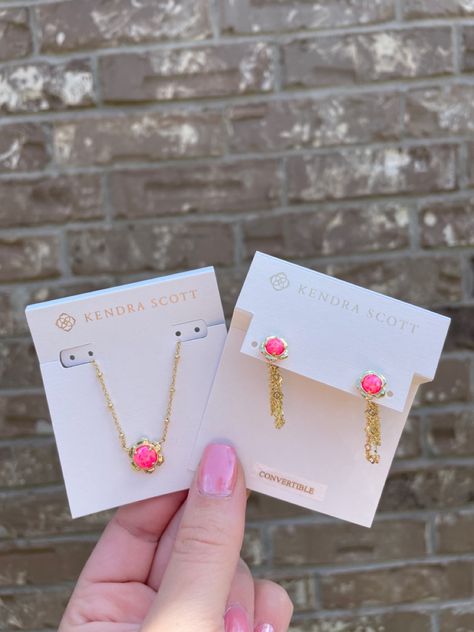 Cute Amazon Jewelry, Preppy Necklaces, Surf Jewelry, Funny Earrings, Kendra Scott Necklace, Preppy Christmas, Preppy Jewelry, Kendra Scott Jewelry, Jewelry Accessories Ideas