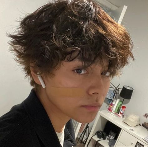 Ash's Instagram: 1bedhead Short Fluffy Hair Boy, Shaggy Short Hair Men, Fluffy Boy Hair, Messy Fluffy Hair, Fluffy Hair Tutorial, Fluffy Haircuts, Mod Haircut, Short Messy Hair, Short Shaggy Hair