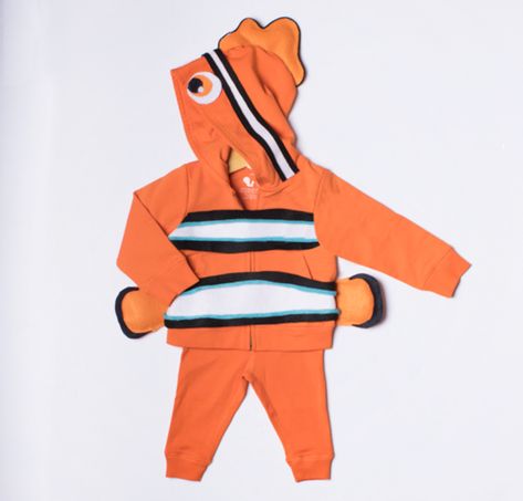 Easy, simple DIY homemade Nemo costume idea for baby using super soft basics from Primary. Enjoy fast, free shipping always! Nemo Baby Costume, Finding Nemo Costume, Nemo Costume, Diy Halloween Projects, Halloween Face Mask, Family Costumes, Family Halloween Costumes, Finding Nemo, Baby Halloween Costumes