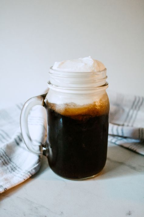 Coconut Cold Foam Cold Brew – The Kitchen Invitation Coconut Milk Cold Foam, Coconut Cold Foam, Cold Foam Cold Brew, Coconut Milk Drink, Whipped Cream Desserts, Nespresso Recipes, Coconut Oatmeal, Creamer Recipe, Coffee Ingredients