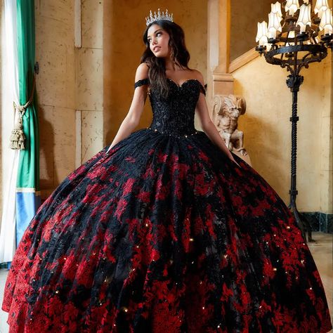 Black Quince Dress, Red Quince Dress, Quinceanera Dresses Black, Quince Dresses Charro, Quinceanera Dresses Red, Quinceanera Themes Dresses, Red Quince, Black Quinceanera Dresses, Quinceñera Dresses