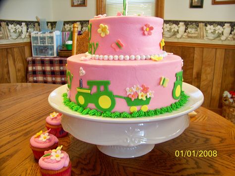 Fondant Tractor, Girls Second Birthday, Second Birthday Cake, John Deere Cake, John Deere Birthday Party, John Deere Birthday, Second Birthday Cakes, Tractor Birthday Party, Bday Party Kids