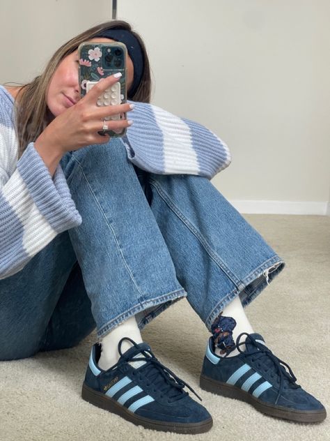 Fall outfit inspiration, sambas, adidas blue spezial, sneakers outfit, fall outfit inspo, cozy outfit, casual outfit, jeans, teddy bear socks, blue aesthetic Adidas Handball Spezial Blue Outfit, Adidas Special Outfit, Adidas Spezial Light Blue Outfit, Navy Samba Outfit, Adidas Handball Spezial Blue, Blue Samba Adidas Outfit, Spezial Adidas Blue, Navy Spezial Adidas Outfit, Navy Sneakers Outfit