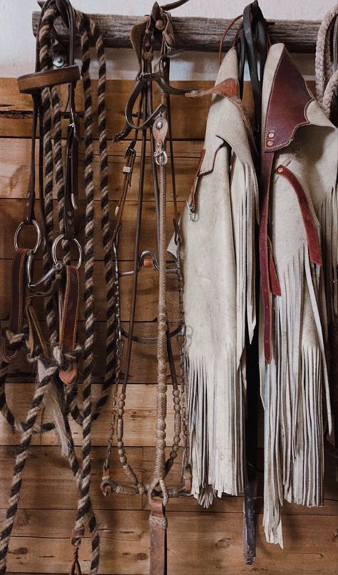 Saddle Aesthetic, Cowboy Town, Maladaptive Daydreaming, Western Photography, Cowboy Aesthetic, Cowboy Gear, Local Color, Western Riding, Tack Room