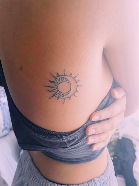 Sun Setting Moon Rising Tattoo, Sun Moon Tattoo Placement, Sun And Moon Side Tattoo, Sun And Moon Tattoo Side Rib, Sun And Moon Tattoo On Back Of Arms, Sun And Moon Tricep Tattoo, Lower Rib Tattoos For Women, Sun And Moon Tattoo Ribs, Sun And Moon Tattoo On Back