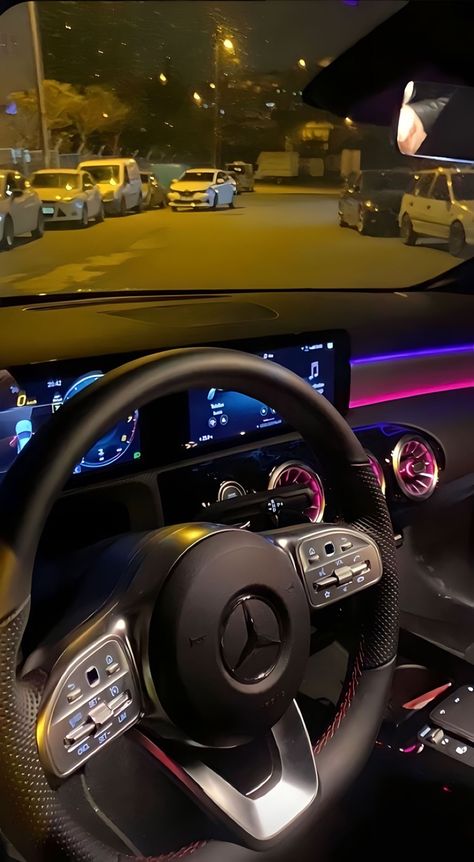 Mercedes Benz Interior, Mercedes Interior, Mercedes Wallpaper, C 63 Amg, مرسيدس بنز, Dream Cars Mercedes, Top Luxury Cars, Luxury Car Interior, Dream Cars Jeep