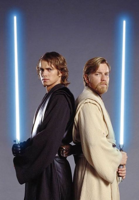 Hayden Christensen Anakin, Ewan Mcgregor Obi Wan, Movie Duos, Star Wars Couples, Famous Duos, Revenge Of The Sith, Star Wars Anakin, Star Wars Models, The Sith