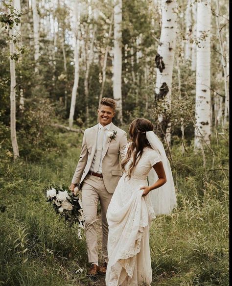 Bridal Pictures, Temple Wedding, Future Wedding Plans, Modest Wedding, Cute Wedding Ideas, Modest Wedding Dresses, Dreamy Wedding, Wedding Pics, Wedding Poses