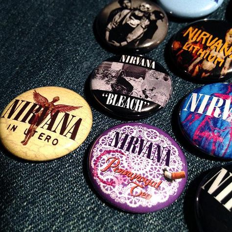 13 Nirvana 1" Buttons or Magnets - FREE SHIPPING - Smashing Pumpkins Hole Soundgarden Screaming Tree Smashing Pumpkins Widget, Nirvana Merch, Insecticide Nirvana, Nirvana Guitar Pick, Soul Asylum, Band Pins Buttons, Nirvana Vinyl Records, Grunge Pictures, Smashing Pumpkins