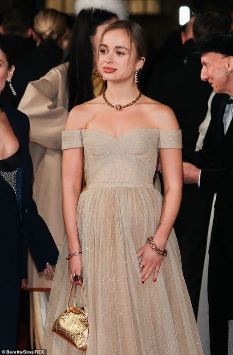 Lady Amelia Windsor departs the British Fashion Awards | Daily Mail Online Amelia Windsor, Lady Amelia Windsor, Royal Clothes, Line Of Succession, The Royal Albert Hall, British Fashion Awards, Royal Albert Hall, Fashion Awards, British Fashion