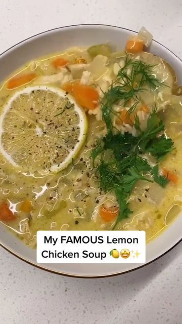 Chicken Soup Recipes Easy, Lemon Chicken Soup, Creamy Lemon Chicken, Soup Diet, Chili Soup, Chicken Soup Recipes, Healthy Lunch Recipes, Easy Soup Recipes, Vegetable Soup