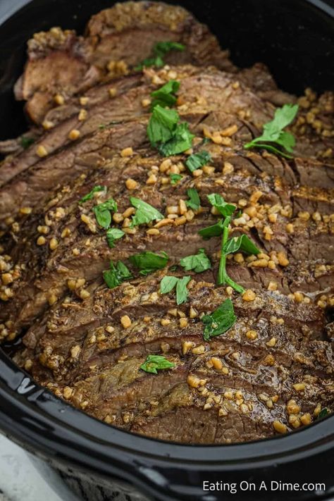 Slow Cooker Flank Steak - Eating on a Dime Crockpot Flank Steak Recipes, Flank Steak Crock Pot, Chicken Parmesan Soup Recipe, Slow Cooker Flank Steak, Brisket Recipes Crockpot, Crockpot Pork Roast, Slow Cooker Brisket, Quick Bread Recipes Easy, Eating On A Dime