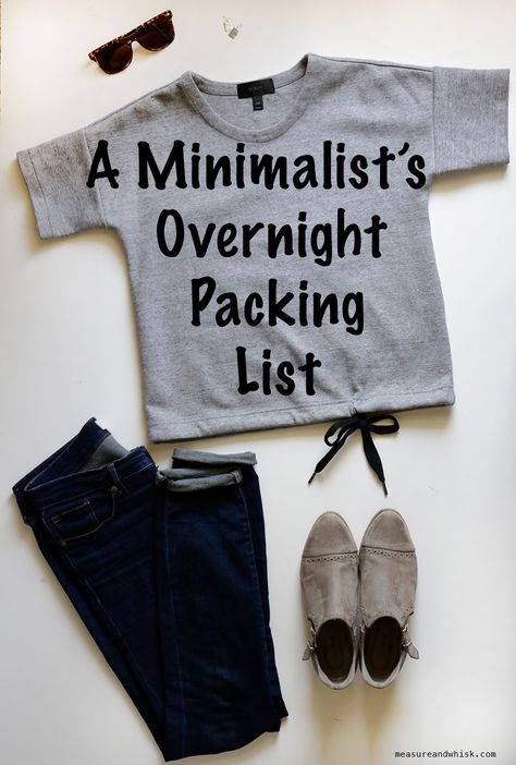 Overnight Essentials Packing Lists, Packing List For Overnight Trip, Two Night Trip Packing List, Overnight Work Trip Packing, What To Pack For Overnight Trip, Packing For An Overnight Trip, Packing List Overnight, Packing Overnight Bag, 1 Night Trip Packing List