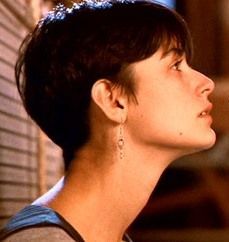 Demi Moore Hair, Demi Moore Short Hair, Messy Pixie Haircut, Embrace Messy Hair, Androgynous Hair, Cute Short Haircuts, Cool Short Hairstyles, Demi Moore, Winona Ryder