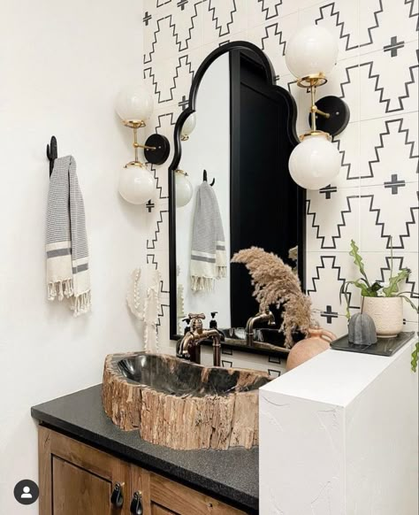 Modern Western Bathroom, Boho Western Bathroom, Half Bath Design, Western Bathrooms, Sink Powder Room, Western Bathroom Decor, Western Bathroom, Powder Room Ideas, Half Bathroom Remodel