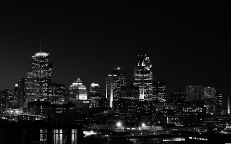 Night City Wallpaper Laptop, Night Skyline Wallpaper, Desktop Wallpaper Aesthetic Dark Laptop, Macbook Wallpaper Aesthetic Black, Laptop Wallpaper Black, Laptop Wallpaper Desktop Wallpapers Macbook, Ps4 Wallpaper, Montreal Skyline, City Lights Wallpaper