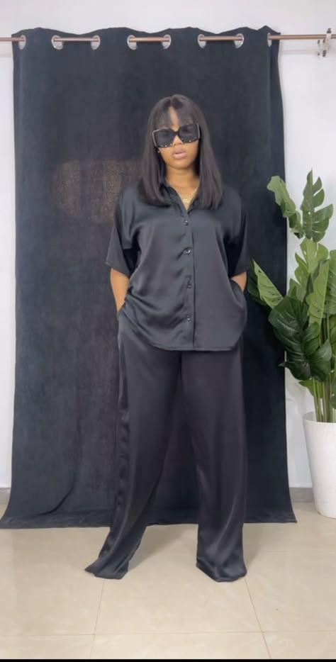 Two Piece Outfits Pants Classy, Two Piece Outfits Pants, Homecoming Makeup Ideas, Makeup Black Women, Makeup Looks Natural, Plus Size Baddie Outfits, 2piece Outfits, Chic Dress Classy, Homecoming Makeup Black