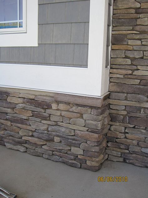 like the multi-color stone with grey Wall Siding, Trim Wall, Grey Siding, Wall Exterior, Stone Siding, Exterior Remodel, House Siding, Exterior Stone, Design Exterior