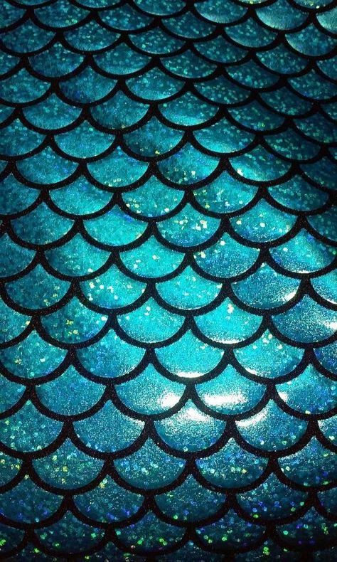 Mermaid Background, Mermaid Wallpapers, Wall Paper Phone, Mermaid Aesthetic, Mermaid Life, Wallpaper Accent Wall, Blue Mermaid, Shattered Glass, Mermaid Scales