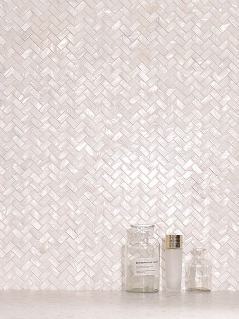 White Mother of Pearl Herringbone Mosaic Tile #showertilesideas #whitetileshower #mosaico #motherofthepearl #pearltile #mosaic #bathroomtileideas #walltiledesign #motherofpearls #whitetiles #walltilesdesign #WallTiles #showertileideas #motherofpearltiles #showertiledesign #motherofpearl #motherofpearltile #bathroomtiledesign #WhiteTiles Mother Of Pearl Mosaic Tile, Mother Of Pearl Bathroom Tile, Lakehouse Bathroom, Mosaic Tile Bathroom, White Tile Shower, Herringbone Mosaic Tile, Lake House Bathroom, Mother Of Pearl Mosaic, Mosaic Bathroom Tile