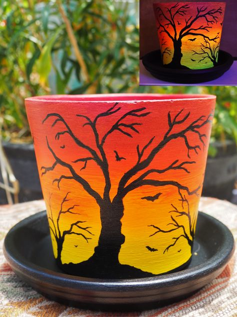 Acrylic UV reactive paint on 5" terracotta pot with matte-finish sealant Painted Terra Cotta Pots Ideas Design, Painted Terra Cotta Pots Ideas, Plant Pot Painting Ideas, Painting Ideas Fall, Plant Pot Painting, Plant Pot Ideas, Pot Painting Ideas, Painting Pots, Pots Ideas