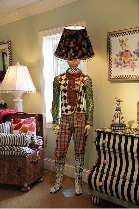 Mackenzie Childs Furniture, Mannequin Decor, Mackenzie Childs Diy, Mackenzie Childs Inspired, Mckenzie And Childs, Mannequin Art, Diy Lampe, Dress Forms, Funky Furniture