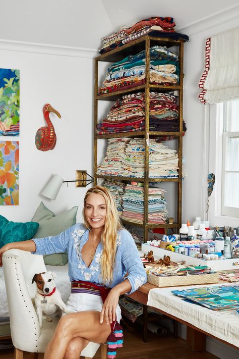 See More of Lulu de Kwiatkowski's Charming Residence | Architectural Digest Garage Room Ideas, Visual Comfort Chandelier, Las Bahamas, Peter Dunham, Lulu Dk, Color House, Suzani Fabric, Bunny Williams Home, Home Office Studio