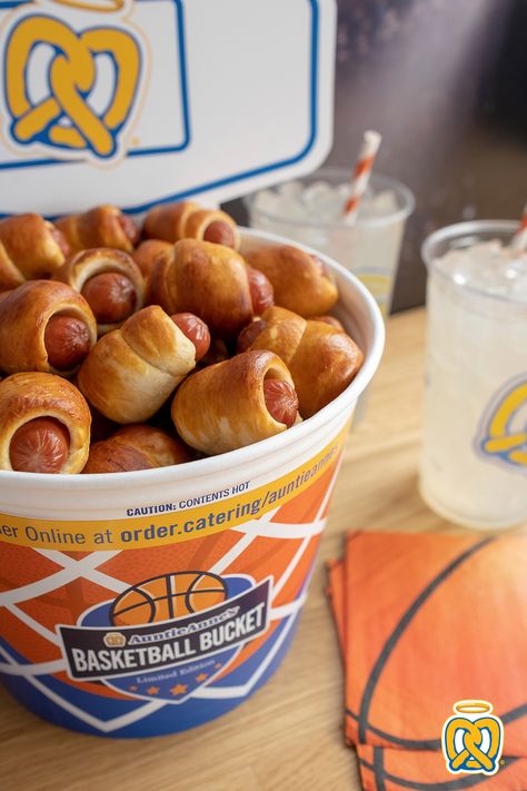 Available during basketball season Basketball Theme Food Ideas, Basketball Birthday Food Ideas, Basketball Party Food Appetizers, Sports Food Party, Basketball Food Ideas, Basketball Food Party Ideas, Basketball Birthday Party Food, Basketball Game Food, Basketball Birthday Ideas