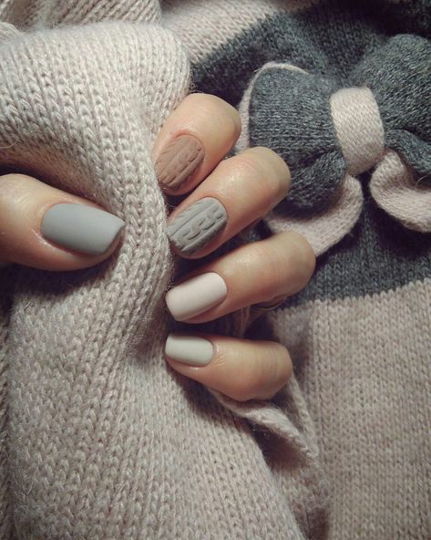 Exploring the Cozy Charm of Grey Nail Colors for Winter 2023-2024 18 Ideas - women-club.online Grey Nail Colors, Easy Pride Nails, Nail Colors For Winter, Winter Nail Colors, Pride Nails, Grey Nail, Grey Nails, Sweater Nails, Gray Nails