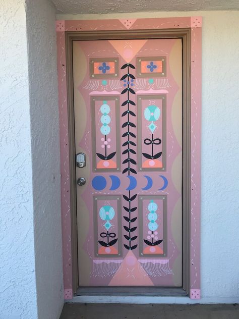 Paint Doors Interior, Modern Entrance Design, Paint Ideas Home, Carved Wood Doors, Bedroom Paint Ideas, Interior Murals, Home Decor Plants, Plants Home Decor, Modern Entrance