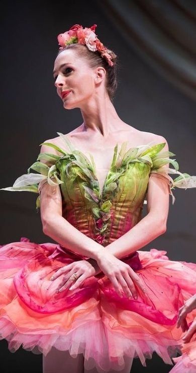 Dance Hacks, Nutcracker Ballet Costumes, Colour Guard, Ballet Designs, Nutcracker Costumes, Carmen Dress, Australian Ballet, Ballet Russe, Flower Costume