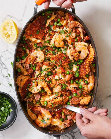 Crispy Saffron Couscous with Chorizo, Chicken & Shrimp Recipe - Rachael Ray In Season Saffron Couscous, Butter White Wine Sauce, Racheal Ray, Chorizo Chicken, Pepperoni Chicken, Rachel Ray Recipes, Chicken Francese, Recipes Fish, Chicken Chorizo