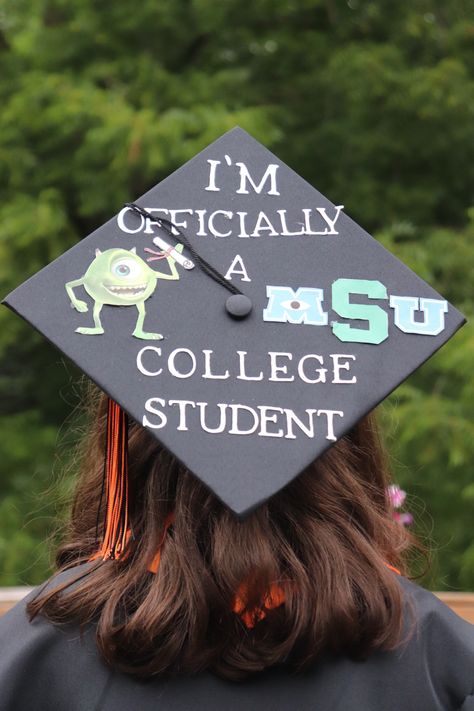 “I’m officially a college student” Mike Wazowski, Monsters University Monsters University Graduation Cap, Monsters Inc Grad Cap, Monsters Inc Graduation Cap, Funny Graduation Cap Decoration, College Cap Decorations, Caps Decoration, Graduation Aesthetic, Disney Graduation Cap, Grad Hats