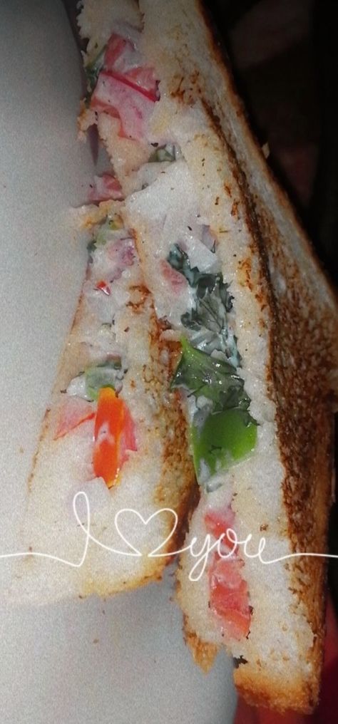 Sandwich Snapchat, Sandwich Snap, Organization Notes, Ganpati Decoration Design, School Organization Notes, Ganpati Decoration, Delicacy Food, Snap Food, Fake Food