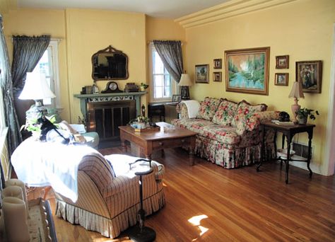 1930s Cottage, 1930s Living Room, Old Living Room, Decor Makeover, Prescott Arizona, Arizona House, Country Living Room, Vintage Cottage, Architectural Features