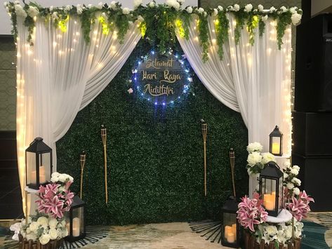 Eid Backdrop Ideas, Deco Raya Aidilfitri Office, Hari Raya Decoration Ideas Diy, Raya Decoration Ideas, Hari Raya Decoration Ideas, Hari Raya Deco, Raya Backdrop, Selfie Place, Raya Deco