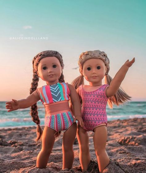 Kenadie Core, Ag Doll Hairstyles, My Life Dolls, American Girl Hairstyles, American Girl Doll Hairstyles, American Girl Doll Diy, Doll Aesthetic, Our Generation Dolls, Into The Water