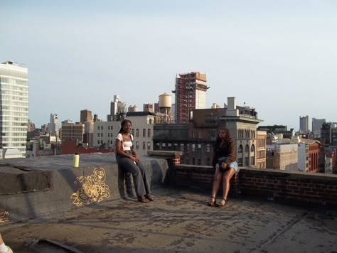 Photo of 2 friends on rooftop lower east side Lower East Side Nyc Aesthetic, Nyc Lower East Side, Lower East Side Aesthetic, Nyc Core, Diaries Aesthetic, Lower East Side Nyc, Land Scapes, Basketball Diaries, Background References