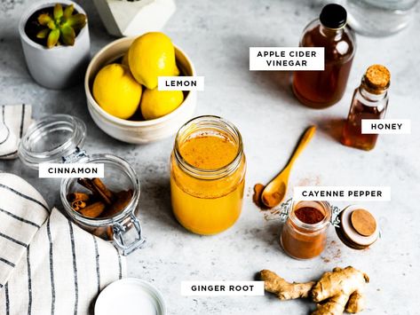 Metabolism Boosting Tea - Kickstart the Fat-Burning Process Metabolism Tea, Recipe With Ginger, Apple Cider Vinegar Lemon, Ginger Honey, Easy Green Smoothie, Tonic Recipe, Ginger And Cinnamon, Whole Food Diet, Veggie Bowl